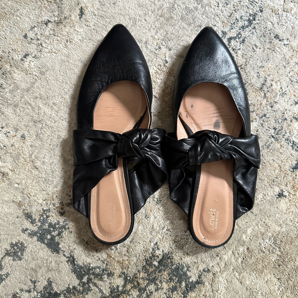 Lewit Mules